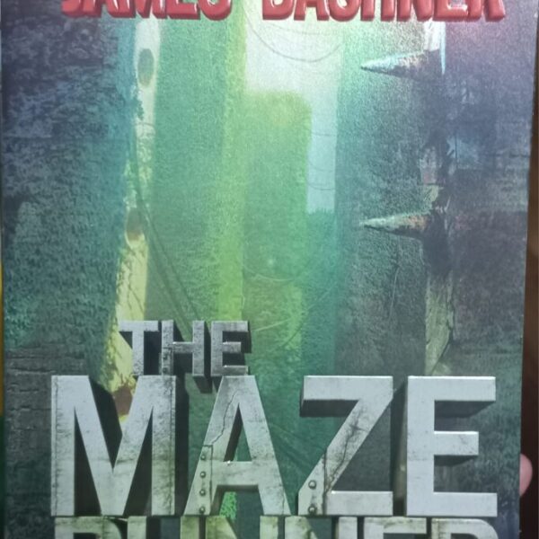 The Maze Runner, James Dashner, R70